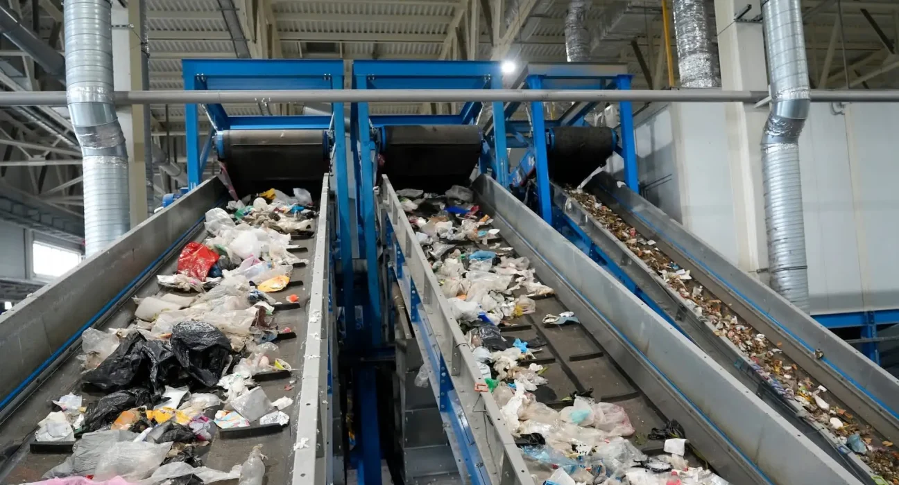 Les robots de recyclage intelligents de Denver surpassent les humains et détournent 25 tonnes de déchets des décharges chaque jour.