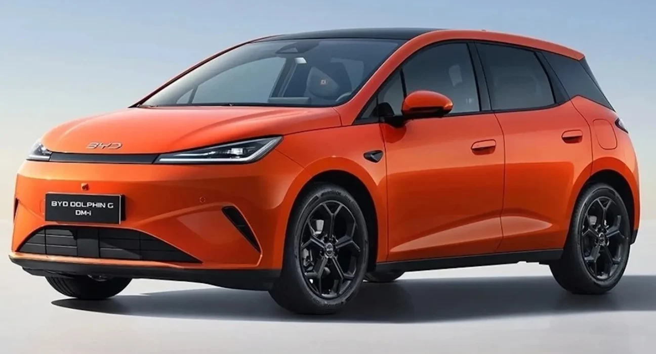 Premier aperçu de la berline hybride mondiale de BYD avec une autonomie de 1000 km