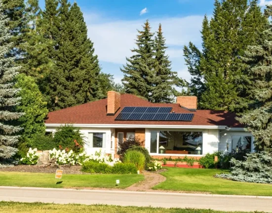 Solaire et Batteries : 91% de la Nouvelle Capacité Électrique Aux États-Unis au T1 2026