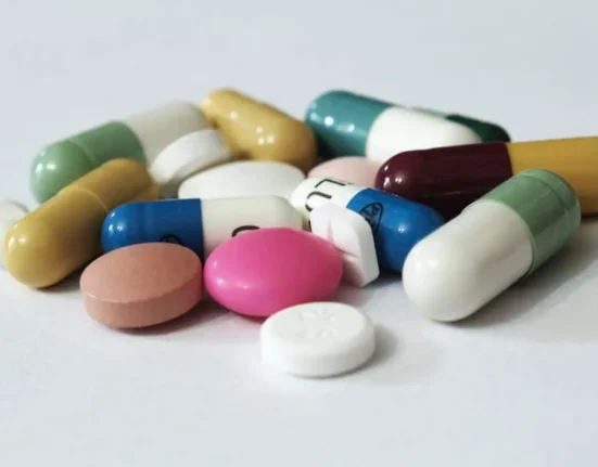 Un Homme Annoncé Comme En Fin de Vie Retrouve la Santé Grâce à un Nouveau Médicament