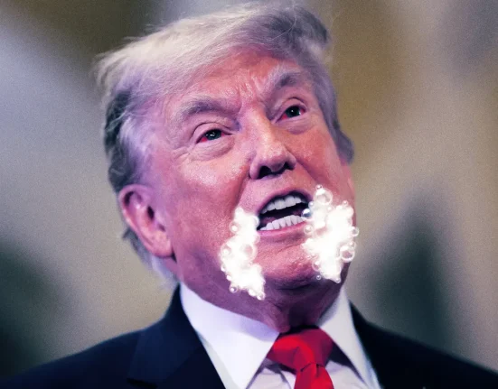Une rumeur absurde : DuckDuckGo et l'affaire de la 'mort de Trump par la rage'