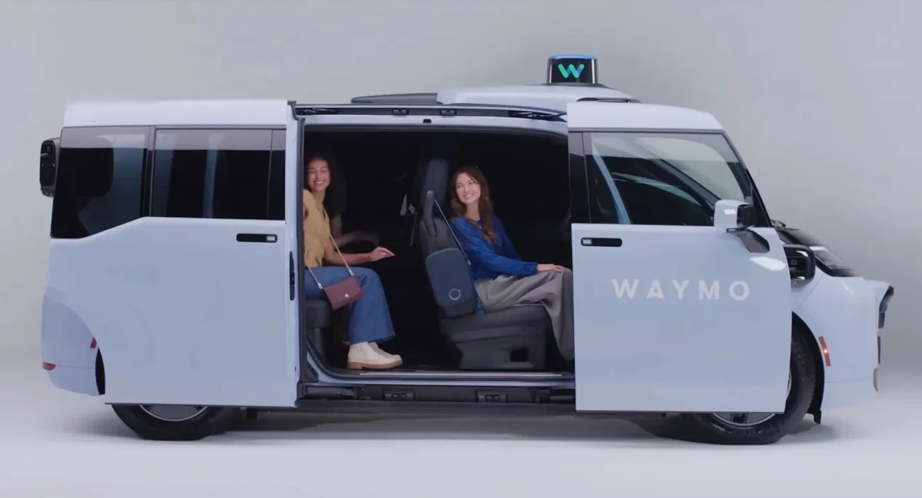 Waymo enrichit sa flotte autonome avec un véhicule Ojai conçu pour l'accessibilité et le confort.