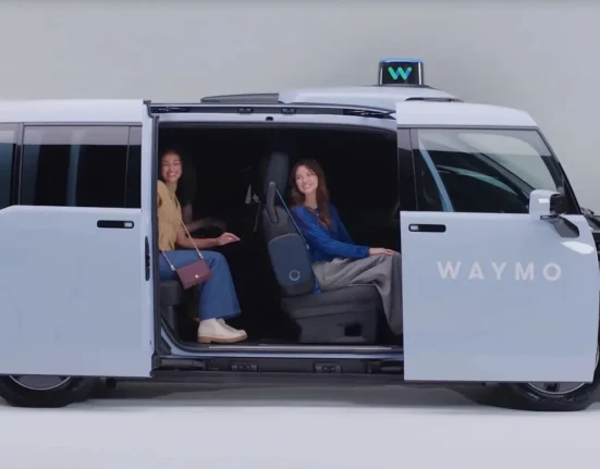 Waymo enrichit sa flotte autonome avec un véhicule Ojai conçu pour l'accessibilité et le confort.