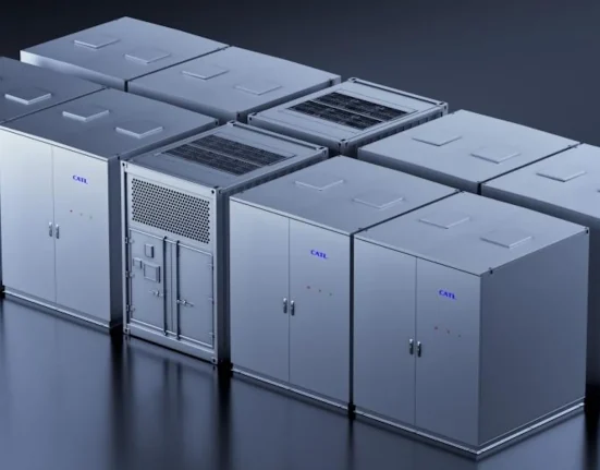 CATL : Révolution des batteries sodium-ion et quête des batteries lithium-air 'respirantes'