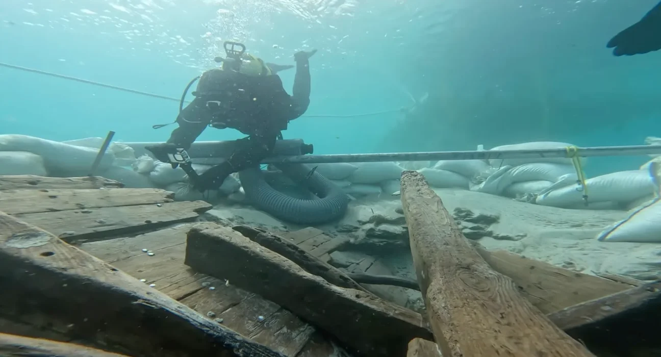 L'Espagne remet à jour son premier navire romain intact au large de Majorque, récupérant 600 artefacts.