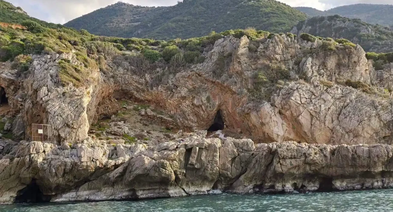 La caverne en Turquie révèle des échanges d'outils, de symboles et de styles entre Néandertaliens et premiers humains.
