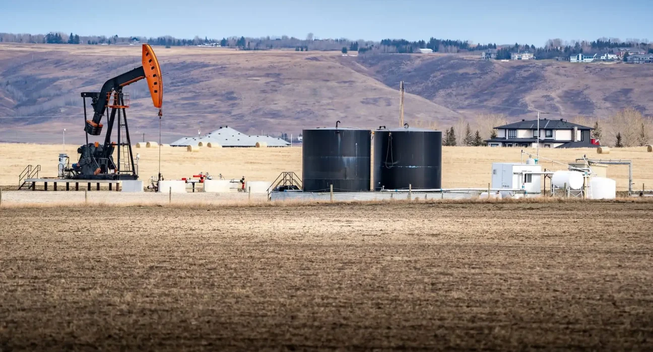 Le panel du Colorado passe 8 mois à évaluer le risque de leucémie lié aux puits de pétrole, sans trancher sur la règle des revers.