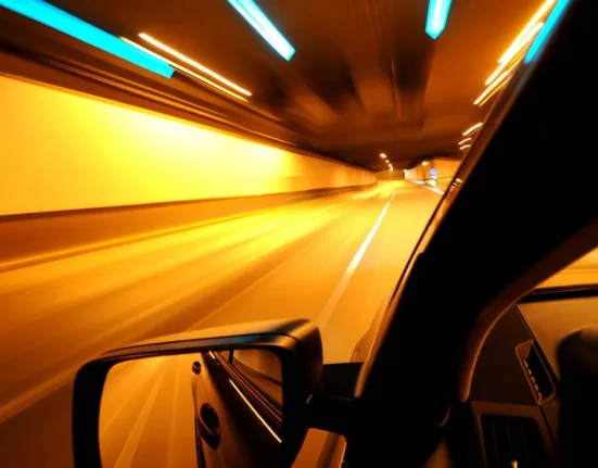 Mitsubishi Exploite l'Intelligence Artificielle pour Identifier les Conducteurs Distraits