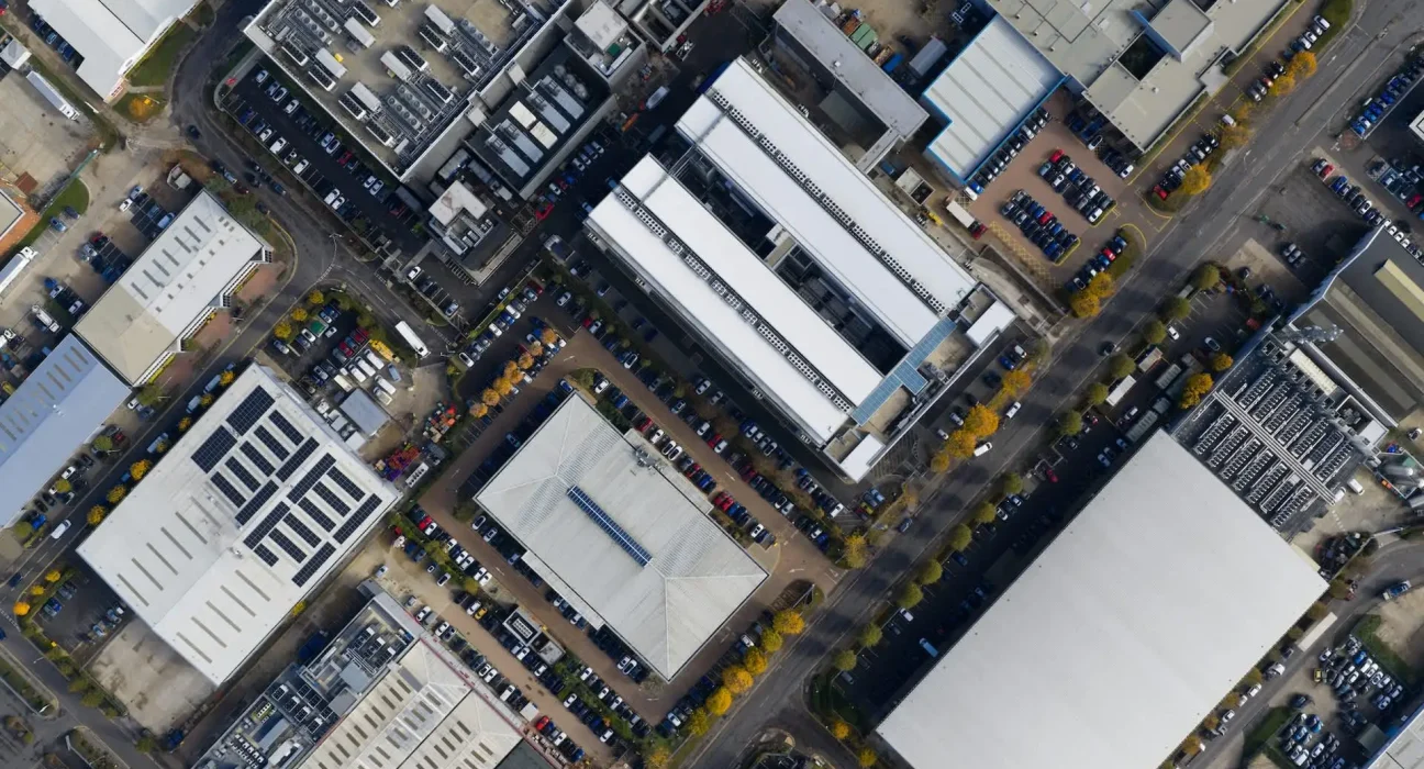 Près de Londres : Le plus grand datacenter d'Europe aggrave une vague de chaleur meurtrière.