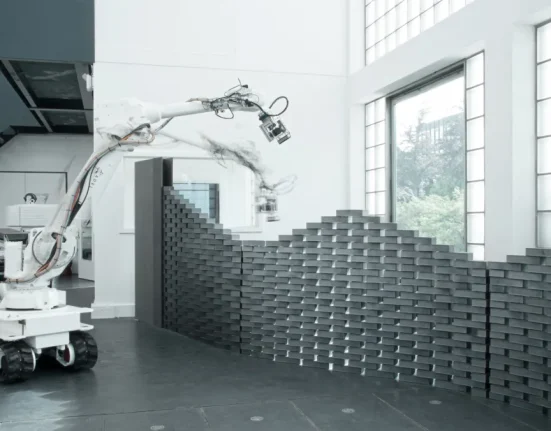 Robot de Construction Mobile : Adaptabilité aux Évolutions du Chantier