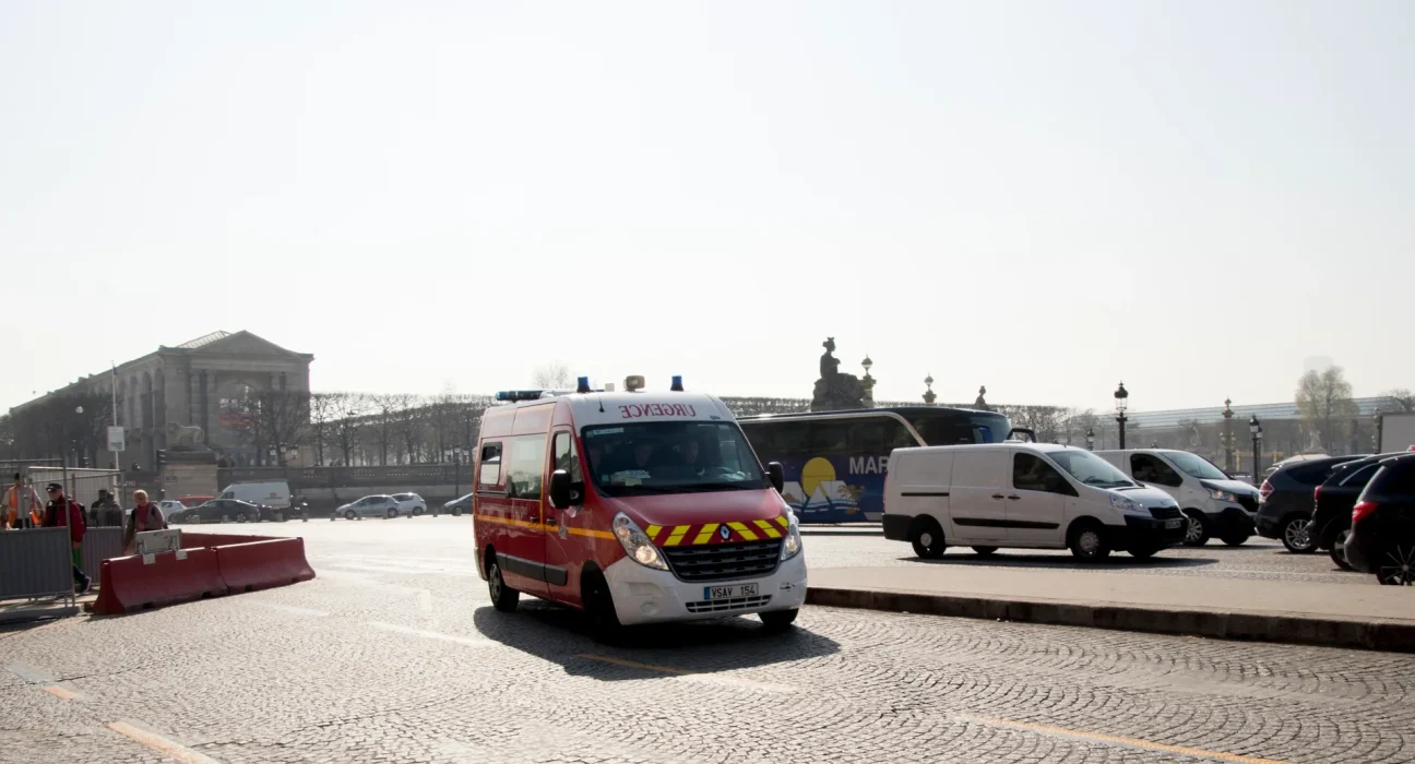 Surmortalité en France : Une chaleur écrasante paralyse énergie, transports et soins