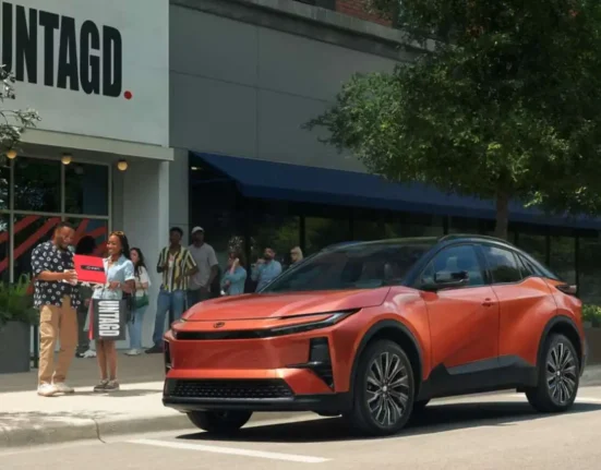 Toyota C-HR XSE 2026 : 338 ch, 273 miles d'autonomie et un style irrésistible pour une nouvelle ère