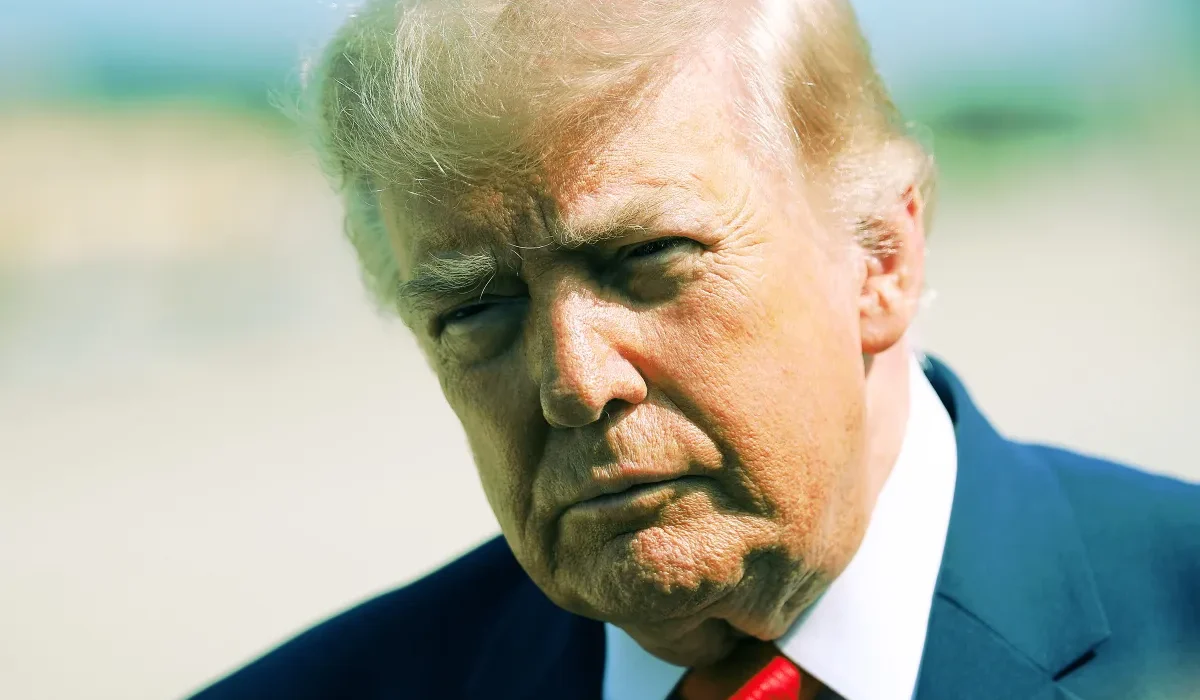 Trump Évoque des Images AI d'Écoles Iraniennes Détruites par Ses Partisans