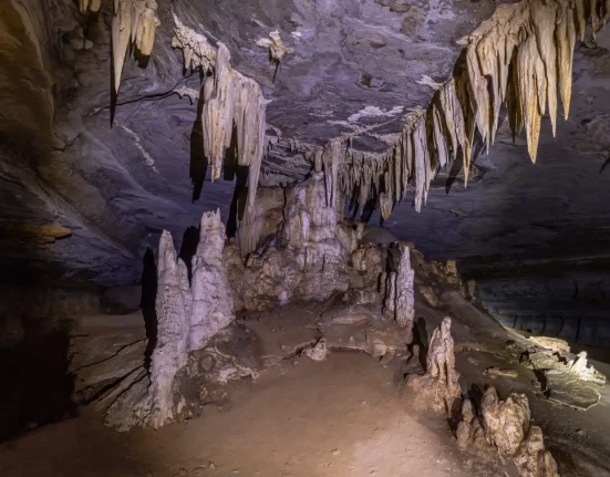 Une grotte brésilienne dévoile des révélations sur le réchauffement de l'ère glaciaire : une accélération actuelle presque trois fois plus rapide