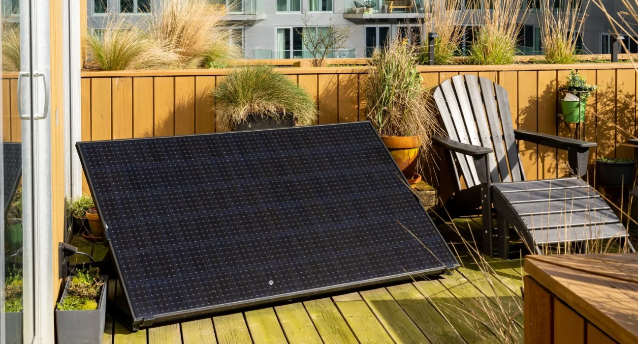 Une nouvelle loi du New Jersey sur l'énergie solaire permettrait aux locataires d'installer des panneaux sur leur balcon sans permis et de réduire leurs factures.