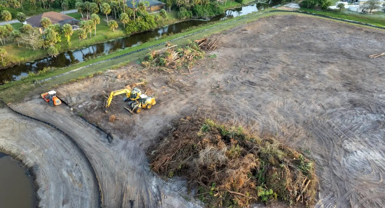 Washington suspend l'implantation de nouveaux centres de données pendant un an face aux inquiétudes liées à l'énergie, à l'eau et aux quartiers