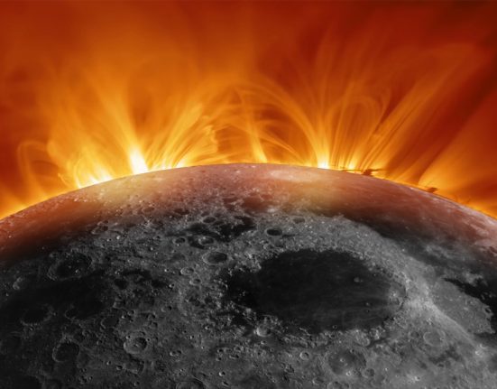 Des chercheurs remettent en question une théorie ancienne sur la résistance de la Terre aux intempéries spatiales extrêmes.