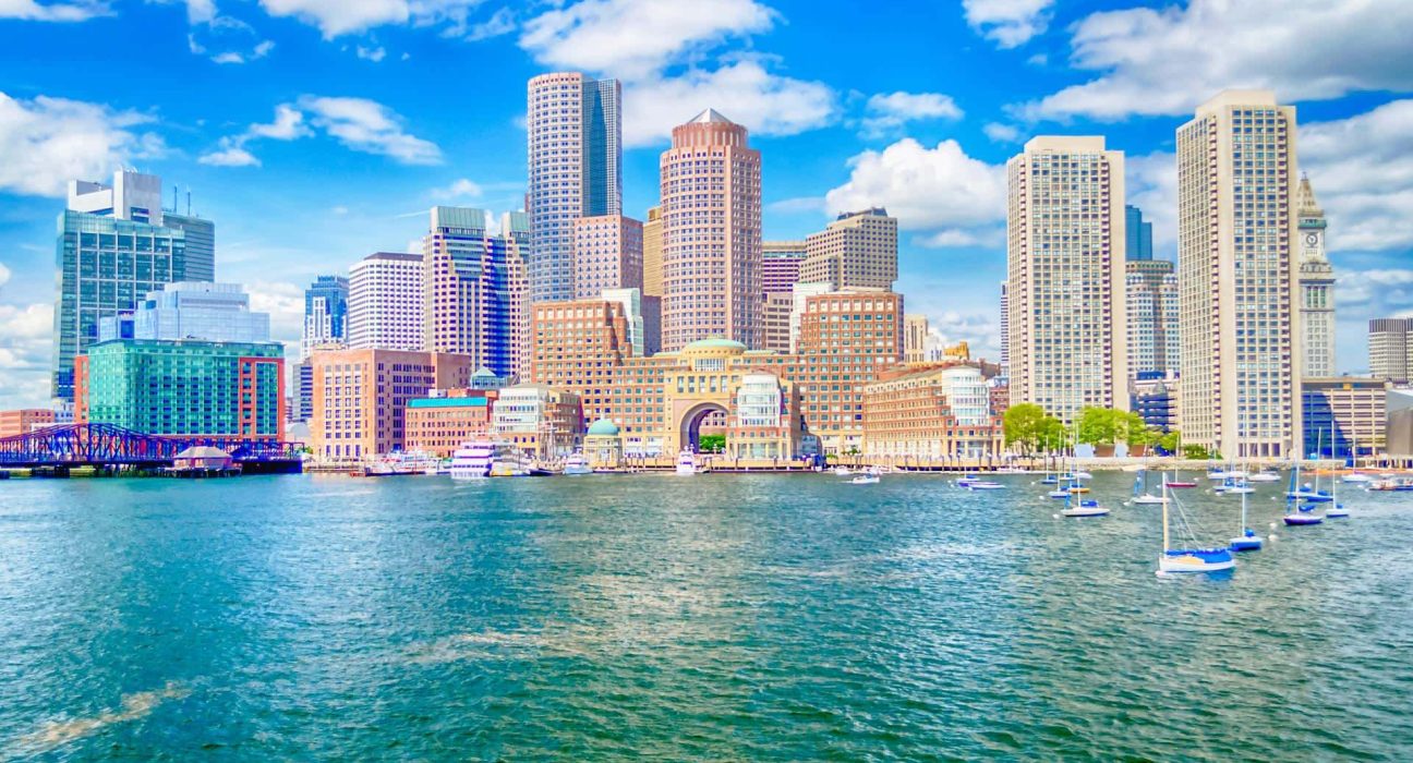 La révolution thermique du port de Boston : une solution de chauffage et de refroidissement pour la ville historique.