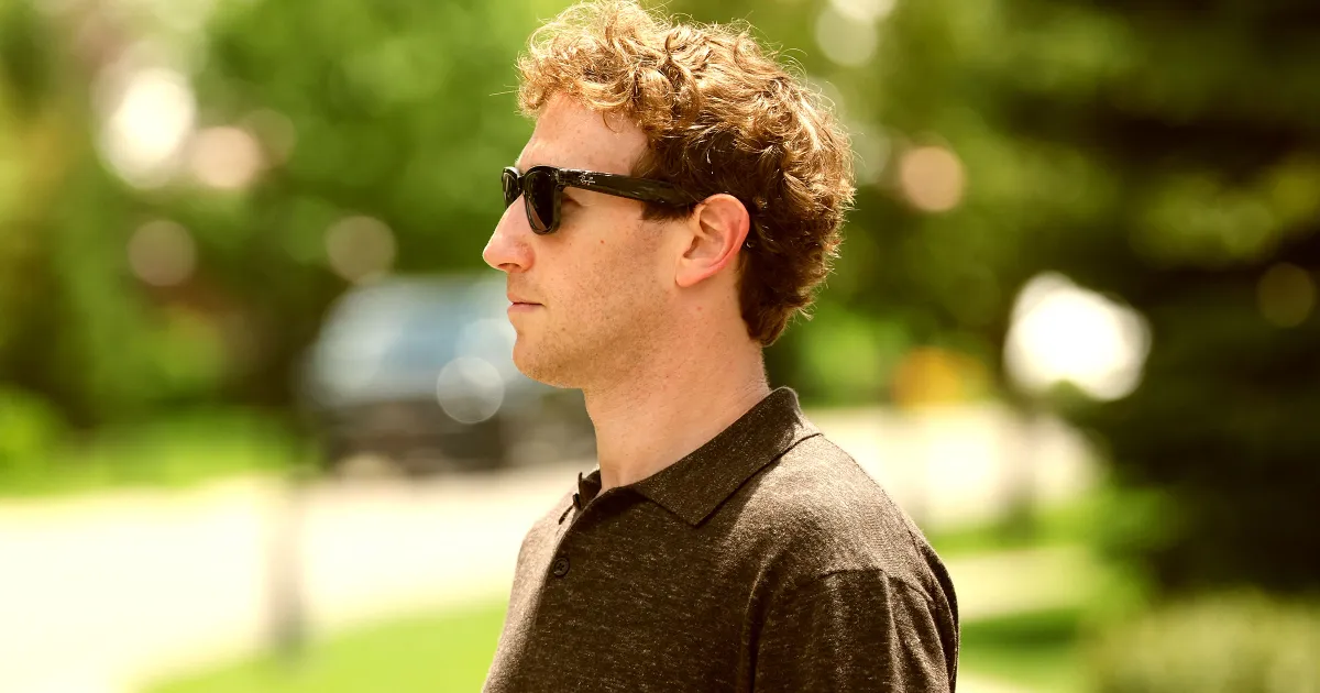 Le Plan Secret de Mark Zuckerberg pour Remplacer les Employés de Meta par des IA : Un Échec Retentissant