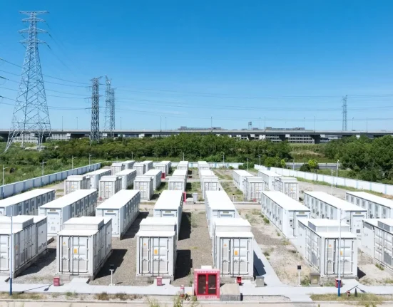 « Les coopératives de Caroline du Nord misent sur les batteries face à la hausse des factures d'énergie et aux craintes de tempêtes »