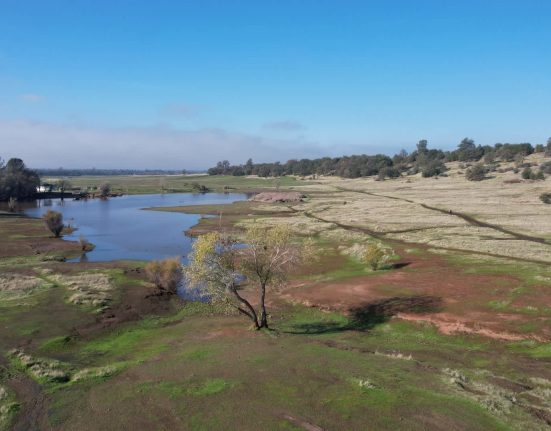 Les données satellitaires révèlent l'enfoncement de la vallée de Sacramento en Californie et l'incertitude des aquifères