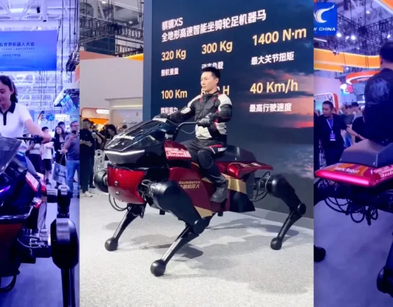 Une Start-up Chinoise Présente un Cheval Robotique à Monter