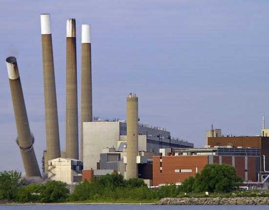 Une Stratégie Méthane : Les Combustibles Fossiles, Solution Rapide et Économique pour une Énergie Propre