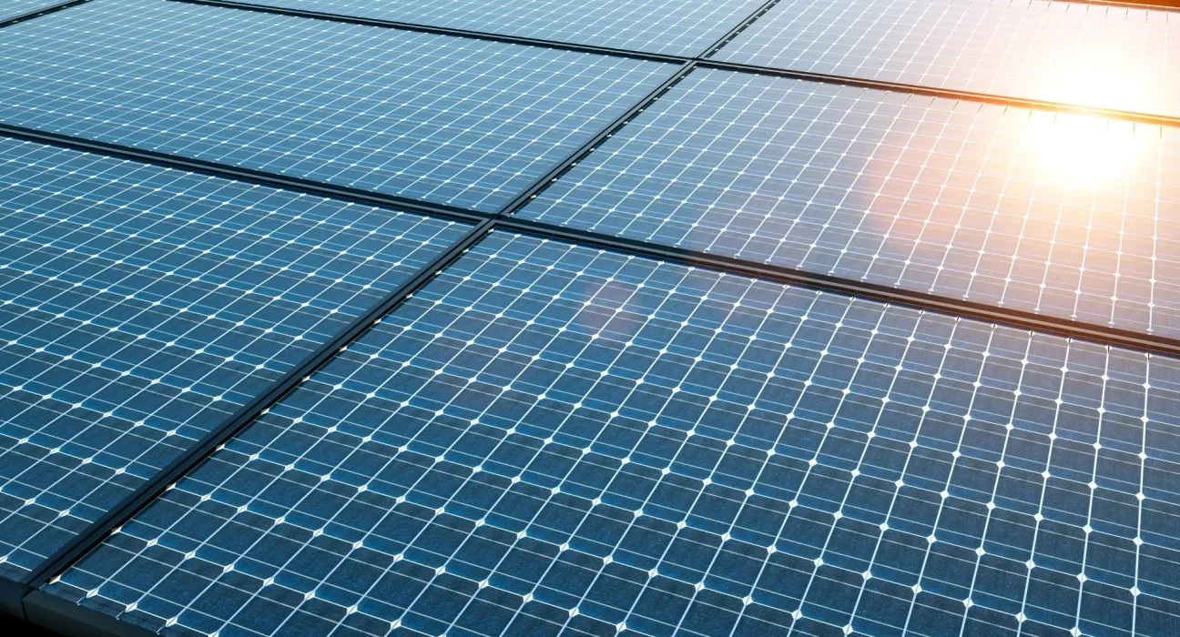 Une percée lituanienne pour des panneaux solaires durables intégrés aux fenêtres et façades.