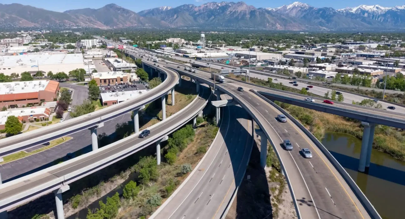 Utah : 30 % de déplacements en plus, 20 % de population supplémentaire, et une réduction des émissions de 73 %