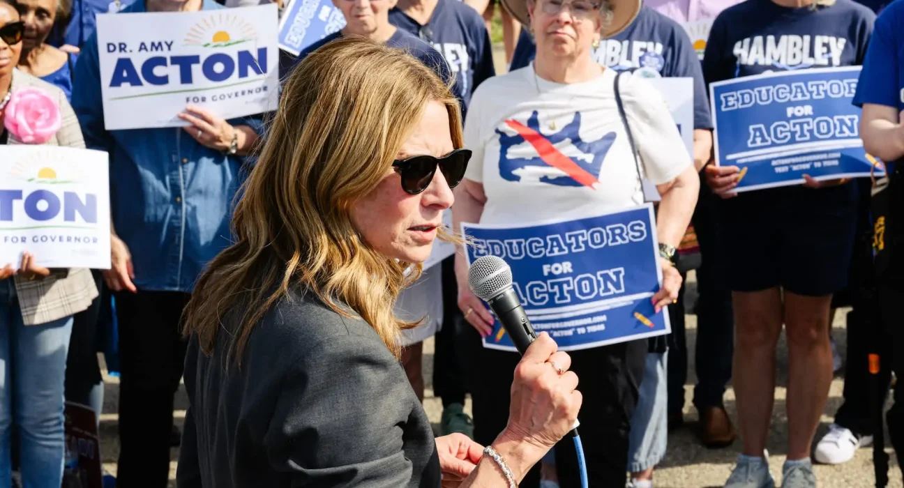 Amy Acton, candidate au poste de gouverneur de l'Ohio, soutient un moratoire de trois ans sur les puits de déchets liés à la fracturation
