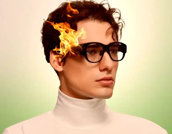 Des Lunettes Intelligentes Brûlantes : Une Alerte sur des Températures Extrêmes.