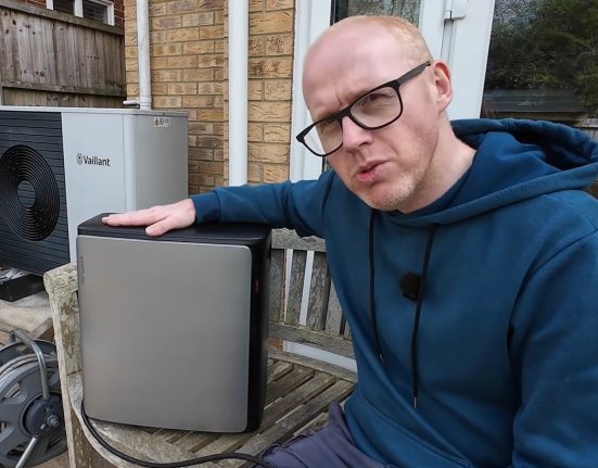 EcoFlow lance une batterie domestique modulaire au Royaume-Uni, mais les règles de branchement laissent les locataires sur le côté.
