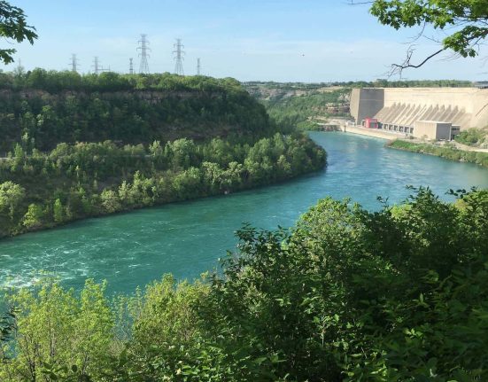 « Le projet hydroélectrique de Niagara à New York bénéficie d'une rénovation de 1,2 milliard de dollars tout en maintenant son rôle de relance après panne »