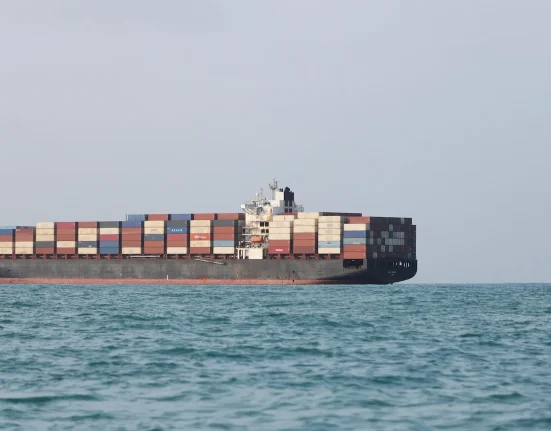 L'impact de Hormuz pourrait réduire la pollution mondiale en 2026 malgré une augmentation de l'utilisation du charbon