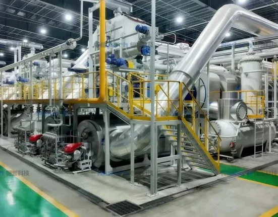 Transformation des déchets plastiques en matière première pour biocarburants aériens à échelle industrielle