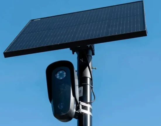 Vidéo divulguée : des employés de Flock montreraient aux policiers comment surveiller les manifestants.