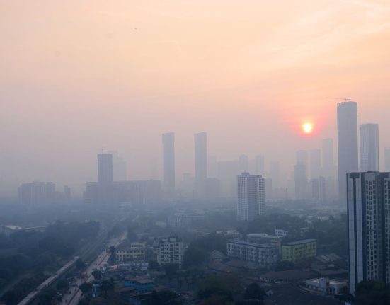 À Mumbai, la pollution dépasse Delhi : les juges s'interrogent sur l'inertie des autorités