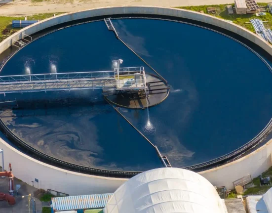 Au Texas, un renouvellement de 75 millions de dollars pour une usine d'eau augmente la capacité de 15 millions de gallons par jour.