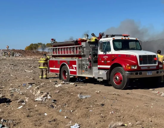 Incendie dans une décharge du Michigan : 1,5 acre de terrain brûlé après l'ignition de batteries lithium-ion dans les déchets ménagers.