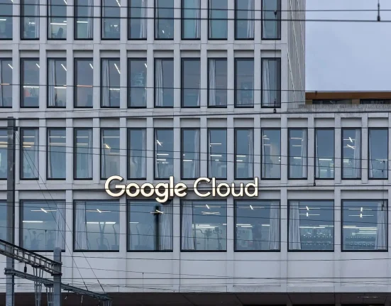 Incidents de Google Cloud : Panne majeure affecte les applications bancaires et les audiences judiciaires au Royaume-Uni