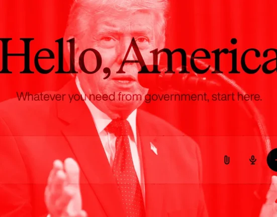 Le Chatbot 'Super Intelligence' de Trump Conteste Ses Propos, Y Compris sur Sa Victoire en 2020