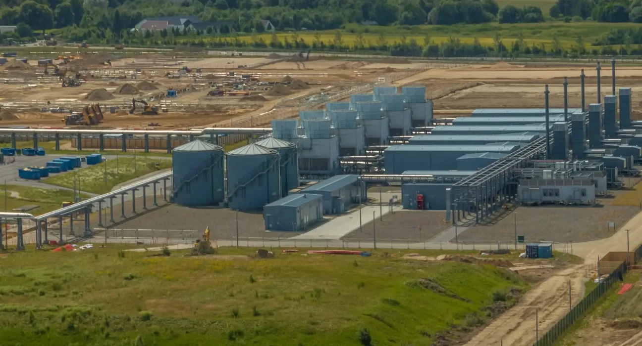 Les électeurs de l'Ohio pourraient annuler un contrat de centre de données, mais la construction près des habitations se poursuit.