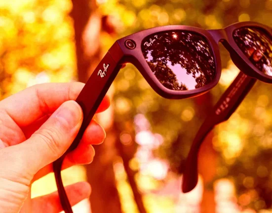 Les lunettes Meta enregistrent même en mode veille