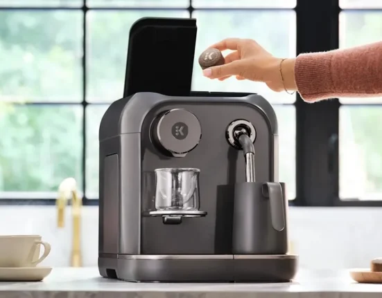 Nouvelle machine Alta de Keurig : des tablettes à café compostables en lieu et place des dosettes individuelles