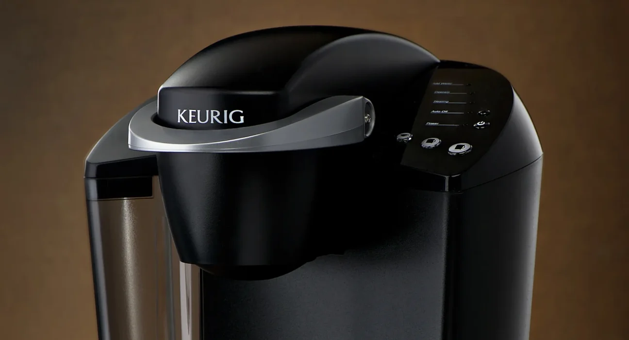 Une enquête révèle que le Keurig 'intelligent' des parents a consommé 1 008 Go en 10 jours.