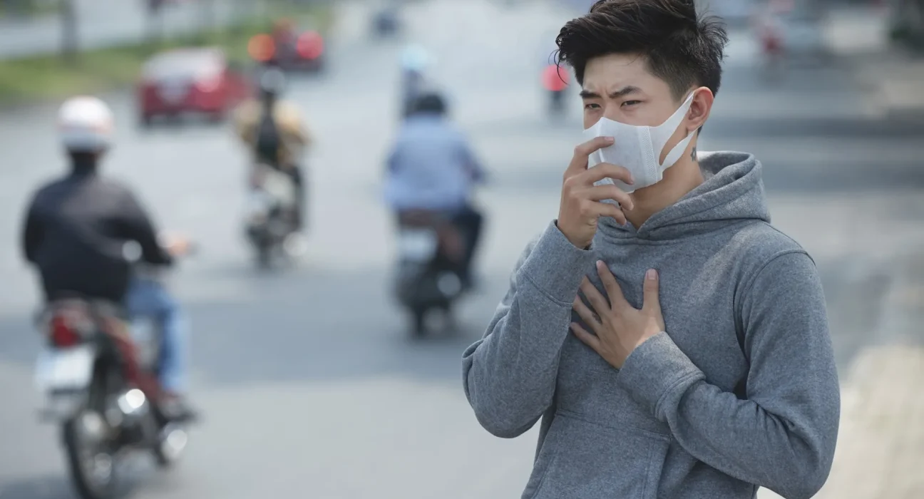Viet Nam : L'alerte rouge pour la pollution pourrait entraîner le télétravail et la suspension des cours